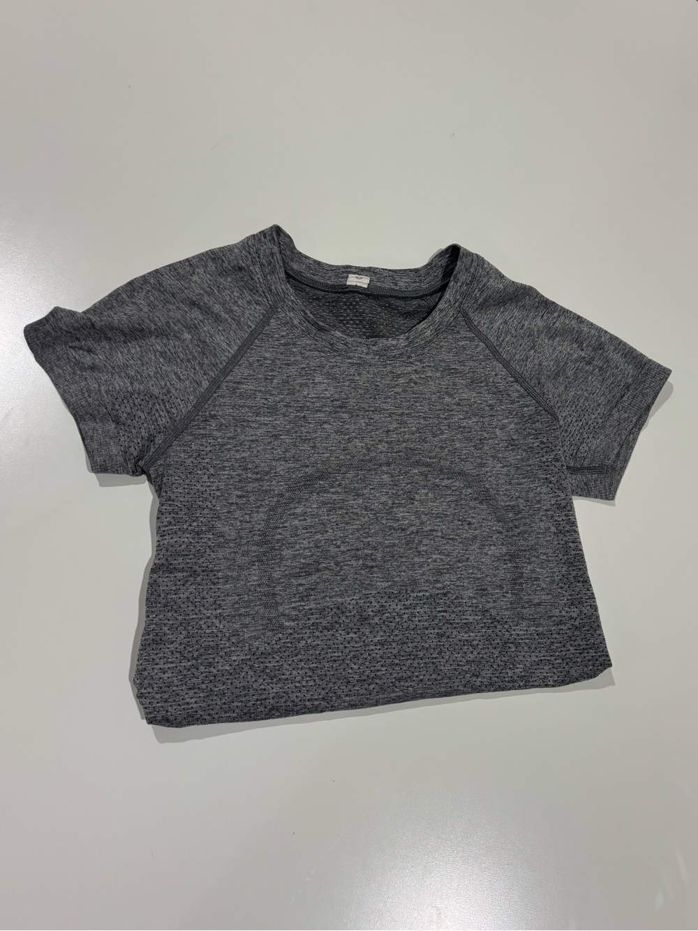 Swiftly Tech Short-Sleeve Shirt 2.0
Hip Length